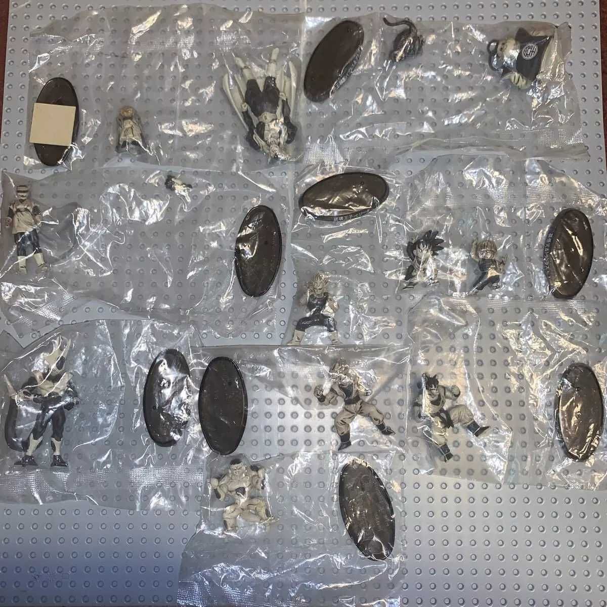 DBZ Soul Of Hyper Figuratin Part 7 - 9 peças  Monocromáticas novas