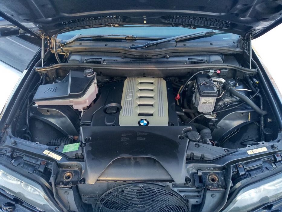 Авторазборка bmw x5 Е53 Фара Бампер Крыло Дверь Редуктор Шрот