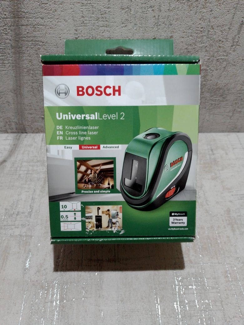 Лазерный нивелир Bosch Universal Level 2.