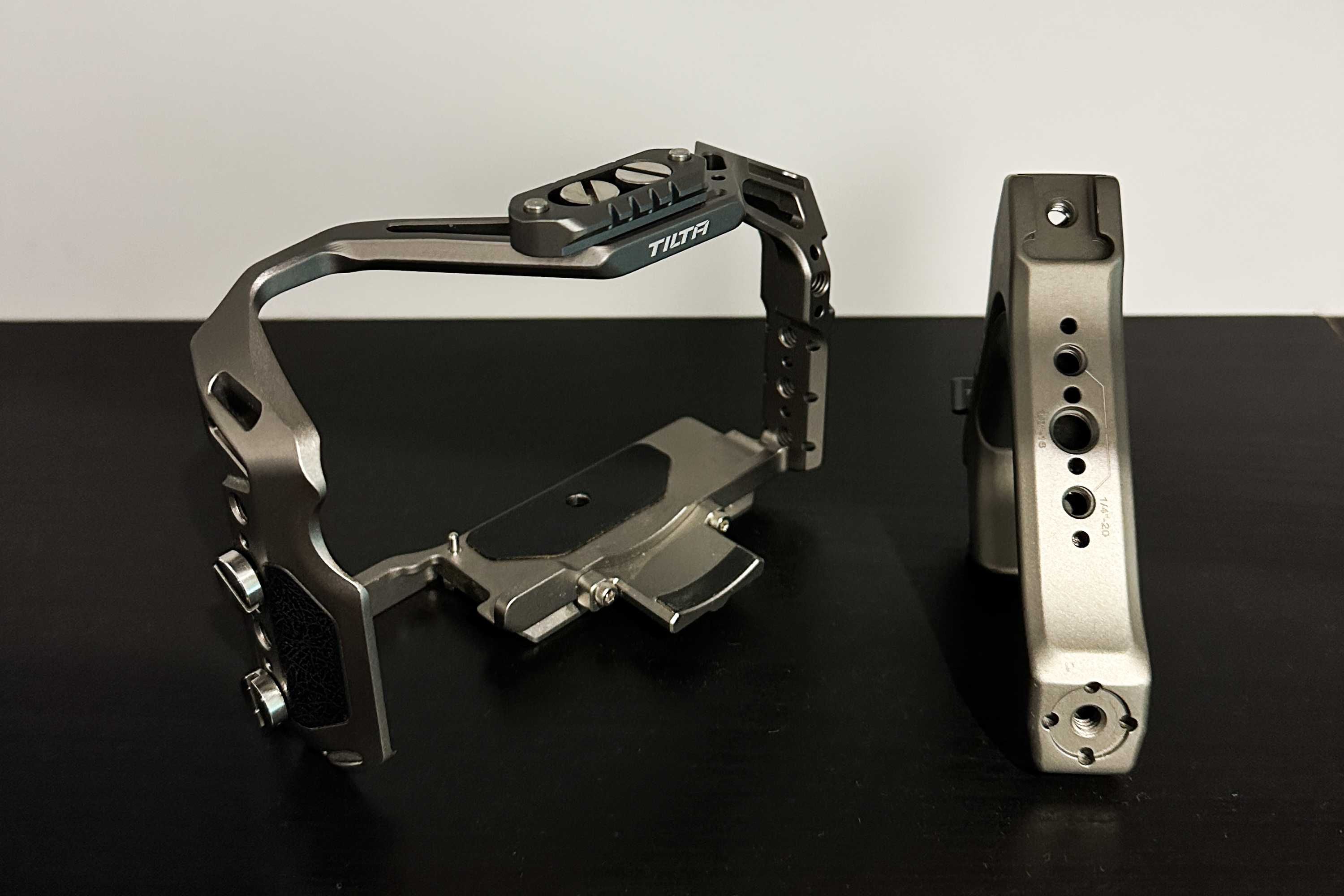 TILTA Kit Cage para Canon R8 com Punho Superior - Cinza