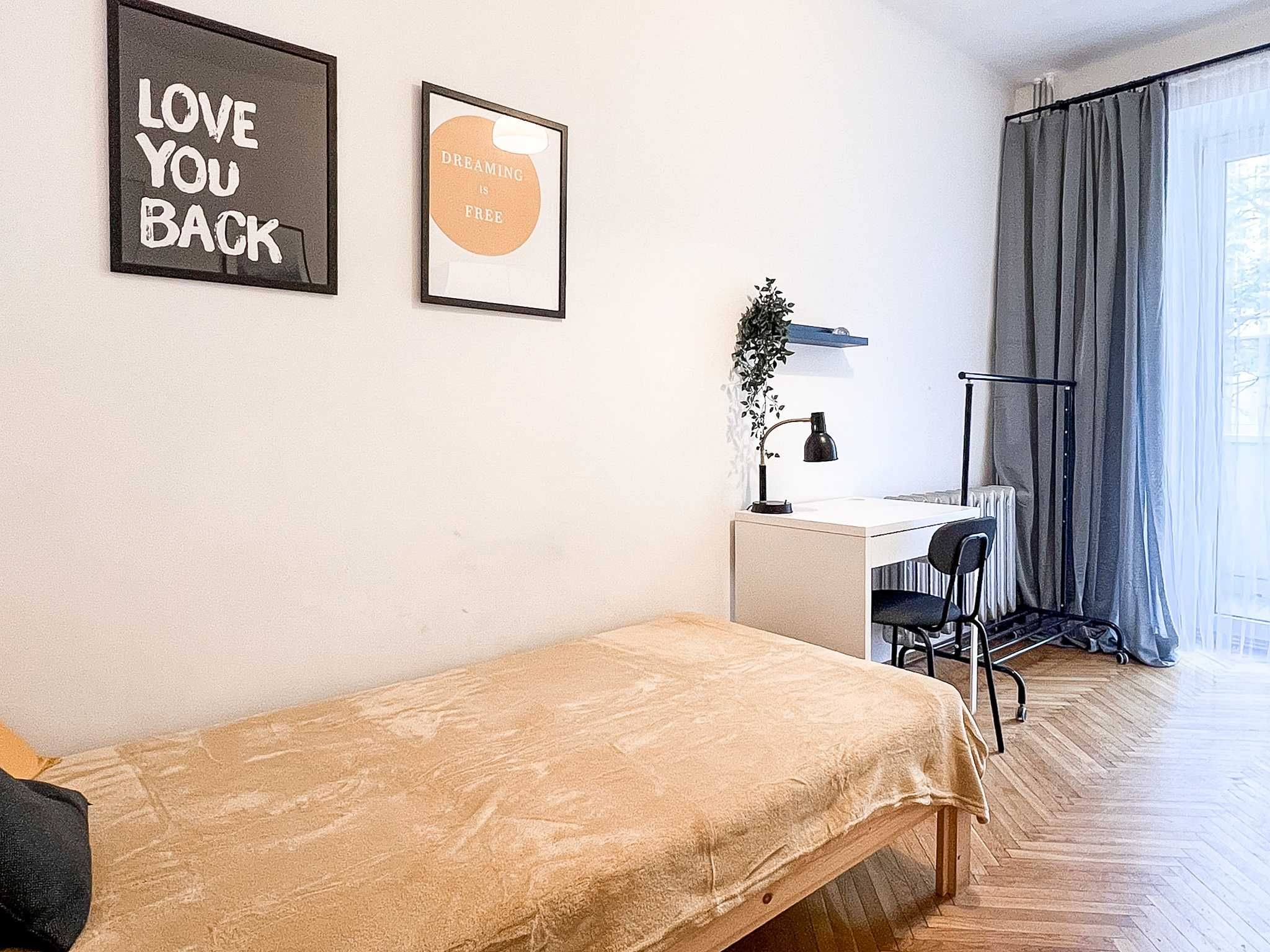 Pokój 1 os w mieszkaniu 3 pokojowym balkon Kazimierz, UEK, ABB, Frycz