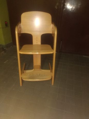 Krzesło drewniane do karmienia