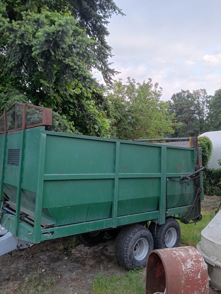 Rozrzutnik 8ton Tandem