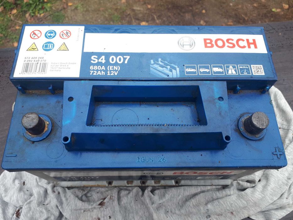 Akumulator Bosch duzy sprawny zadbany 680A 72 Ah 12V