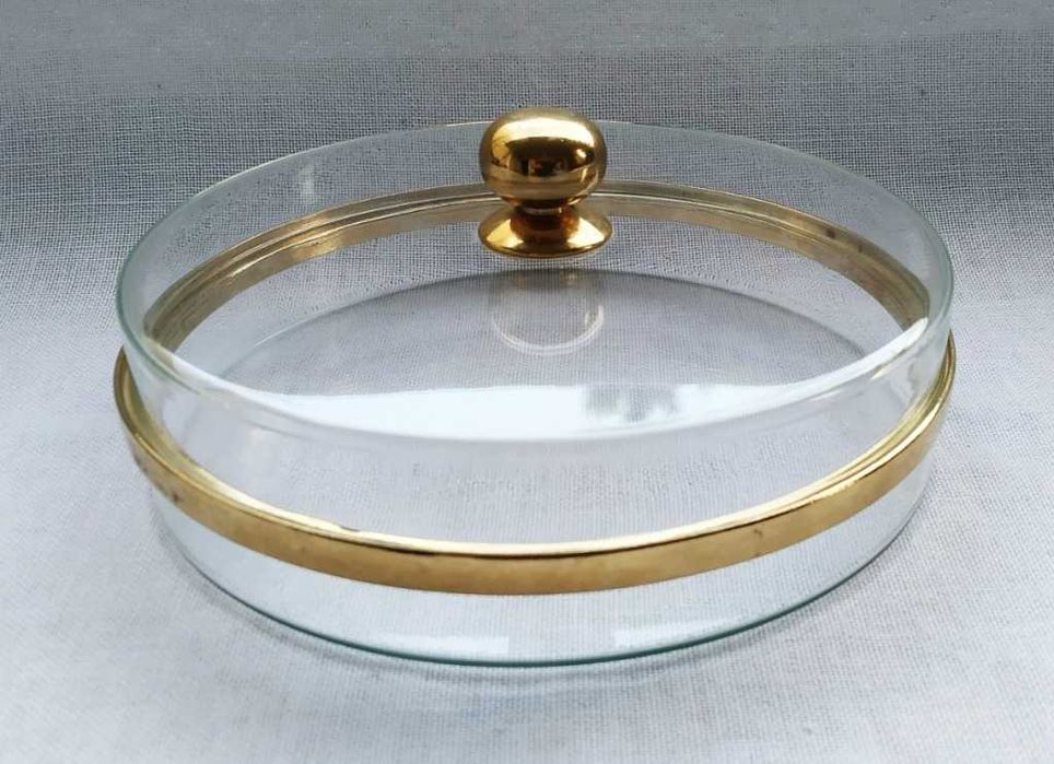 Szklany pojemnik z elementami pozłacanymi Siegl