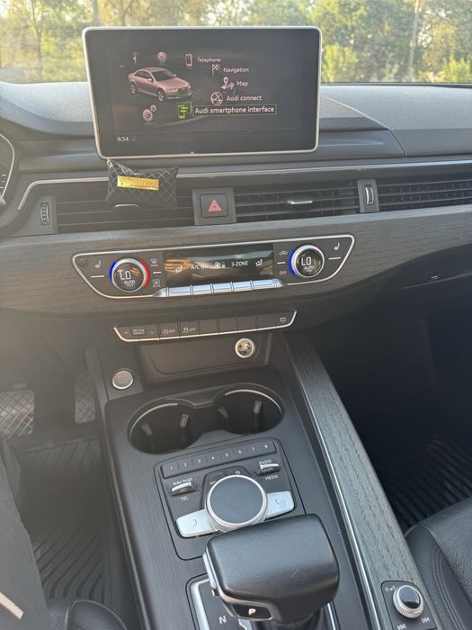 Продам Audi A4 b9