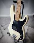 Fender Standard Precision