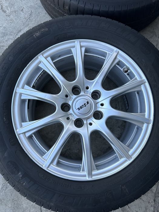 Диски Audi Volkswagen Skoda Mercedes R16 5*112