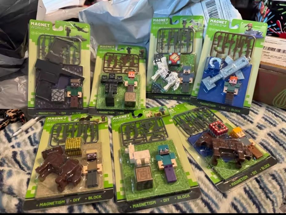 Оптові ціни! Minecraft набори на подарунок - конструктор з героями