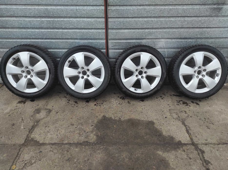 Audi A3 8V piękne felgi aluminiowe 5 x 112 17 cali proste z Niemiec