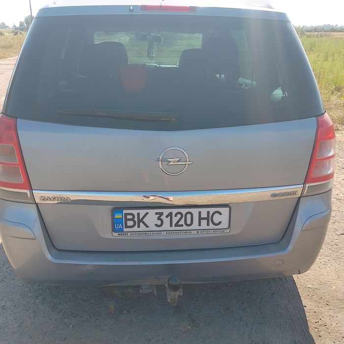 Продам Опель зафіра б ,1,7 дизель,пригнана з Німеччини 4,5рлки тому,