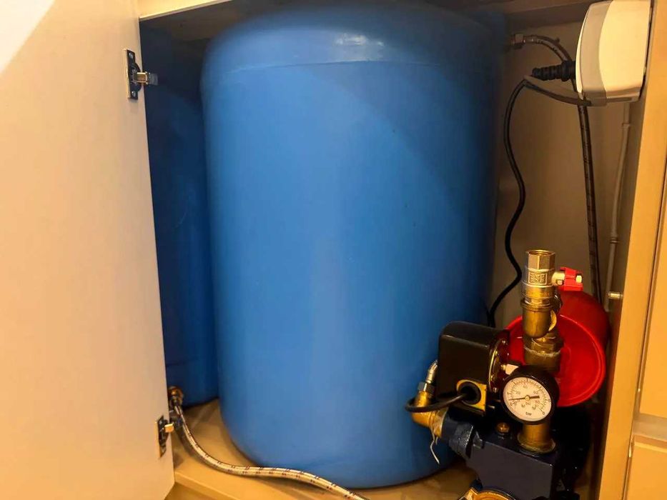 2-кім В. Лобановського пр., 4-Б ЖК Олександрівський Солом'янський р-н