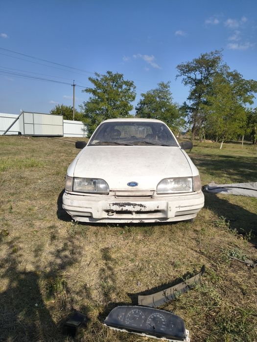 Разборка по запчастям Форд Сиера 1,8 бензин,1988