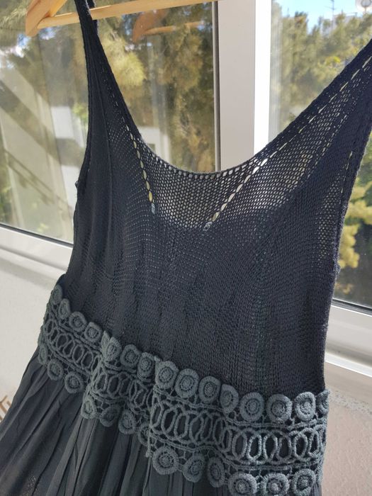 Macacão veste superbem. Disfarça a barriga