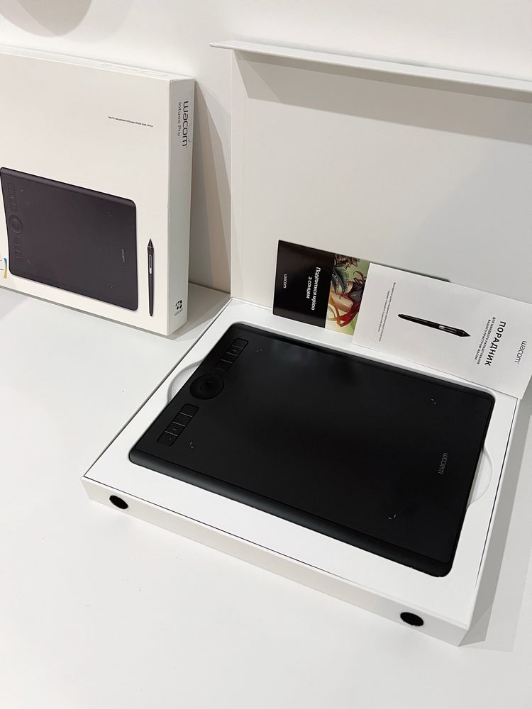 Графічний планшет Wacom Intuos Pro М новий