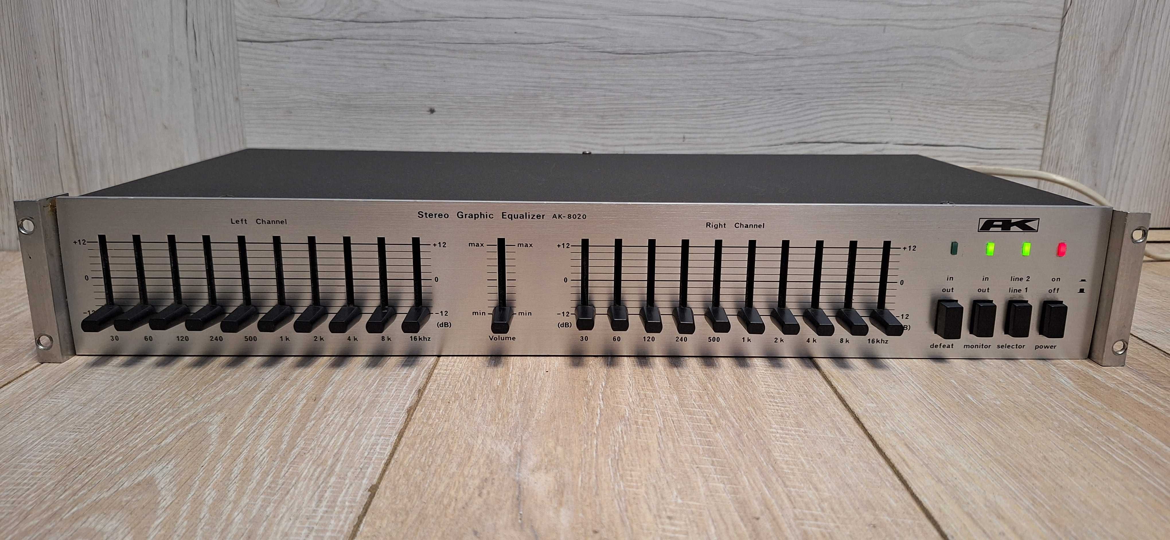 Korektor Stereo Graphic Equalizer AK-8020 ! BDB STAN ! 100 % Sprawny !