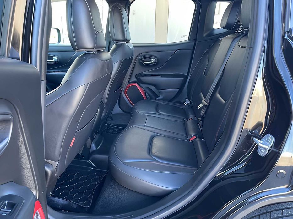 Jeep Renegade      2016