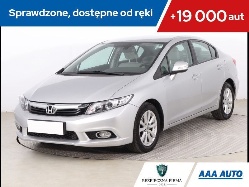 Honda Civic 1.8 i-VTEC, Klimatronic, Podgrzewane siedzienia