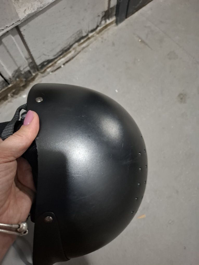 Kask i bat jazda konna