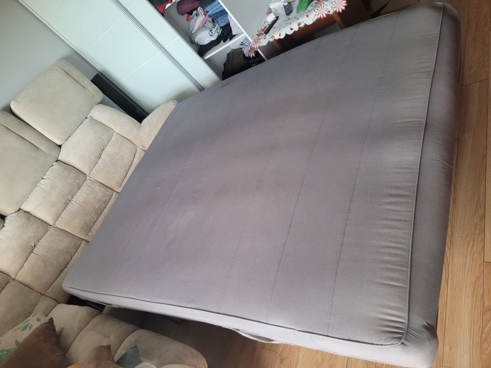 Sprzedam materac 160x200