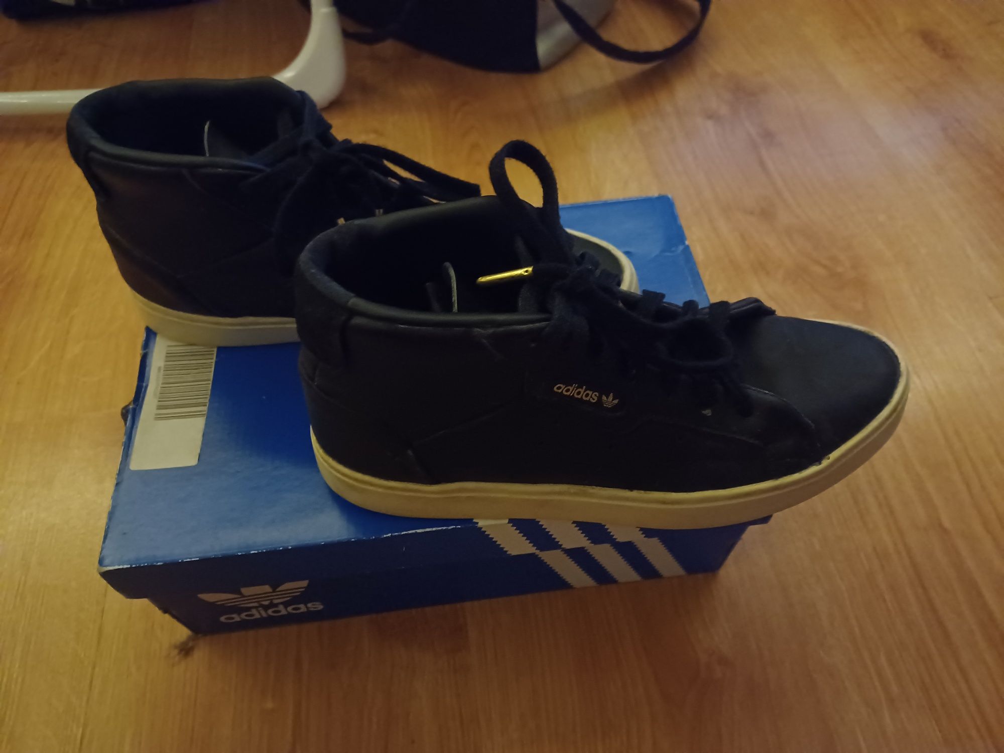 Buty Adidas Sleek Mid