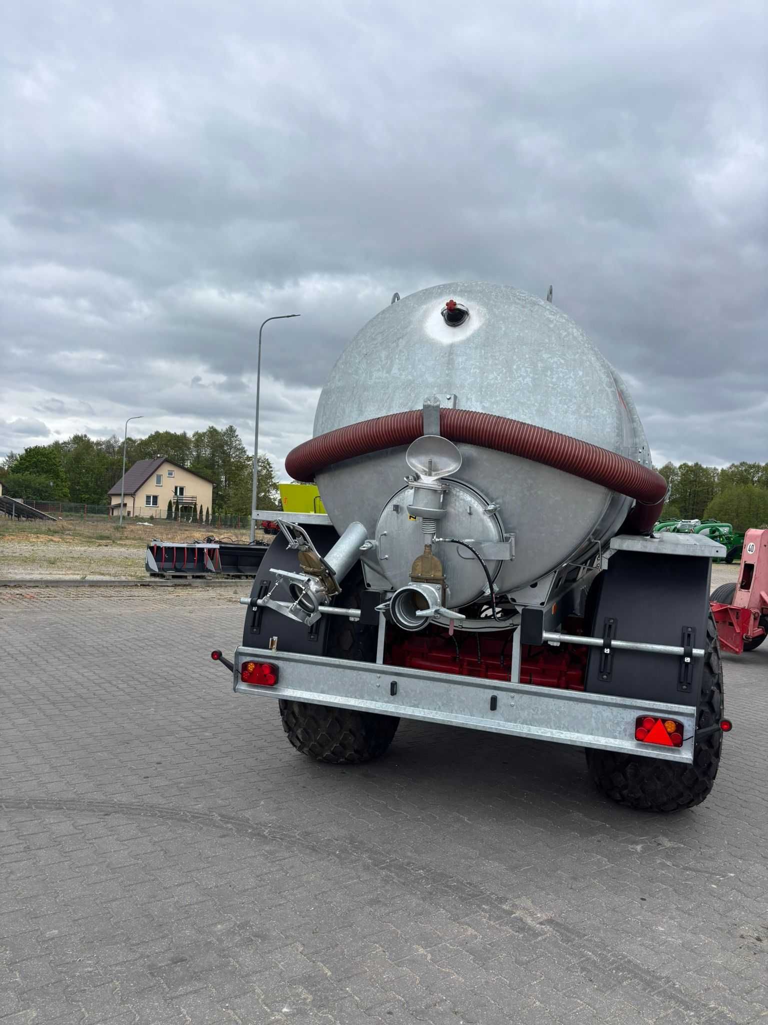 Wóz asenizacyjny Pomot Chojna T513 - 13000 litrów
