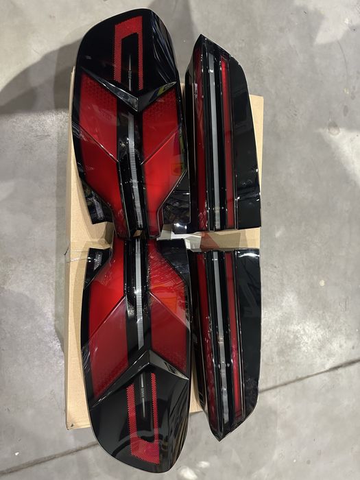 Задні ліхтарі фанарі на BMW X5 G05 2023+ Європа  оригінал бу