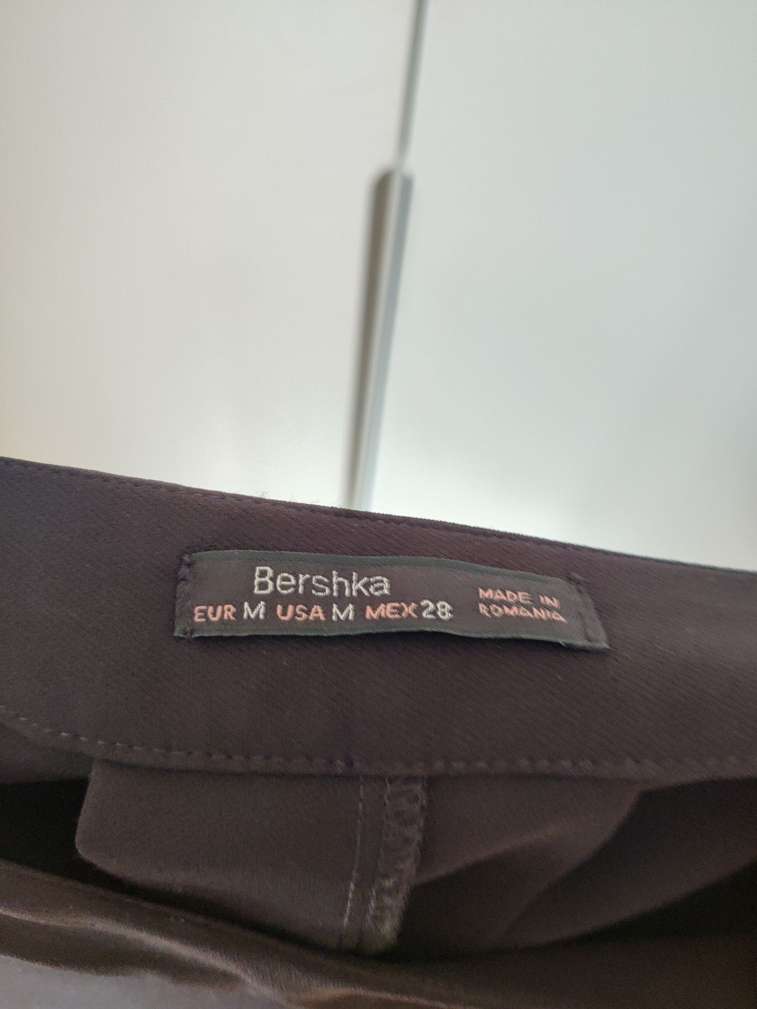 Saias calção Zara e Bershka M e S