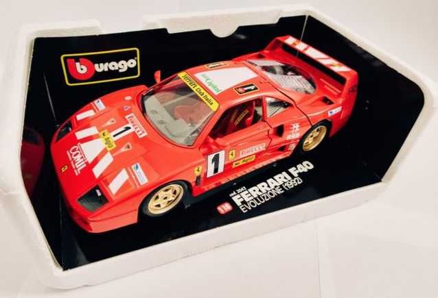 Miniatura Ferrari F40 (1:18) Bburago