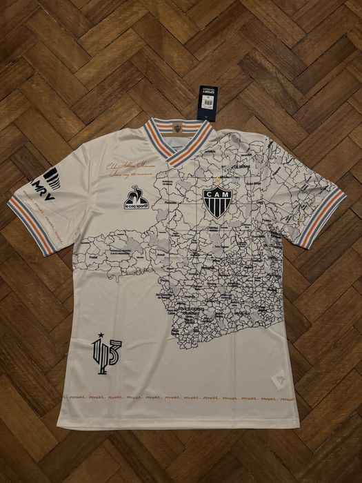 Camisas futebol aleatoria