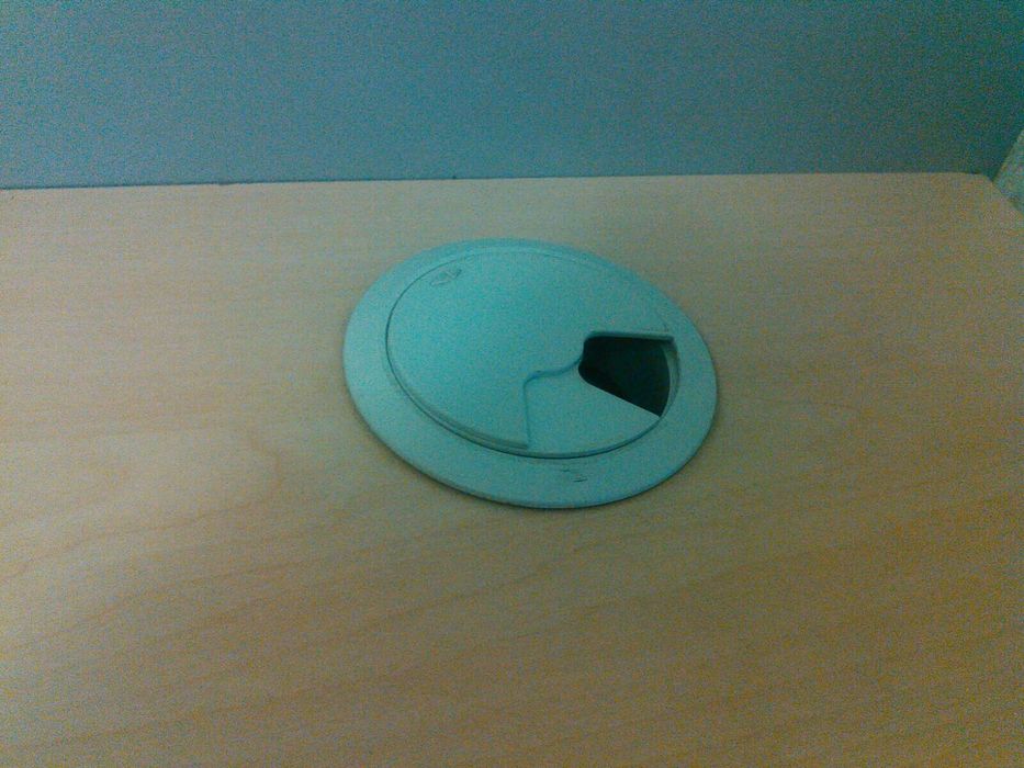 Стильный стол для дома, офиса