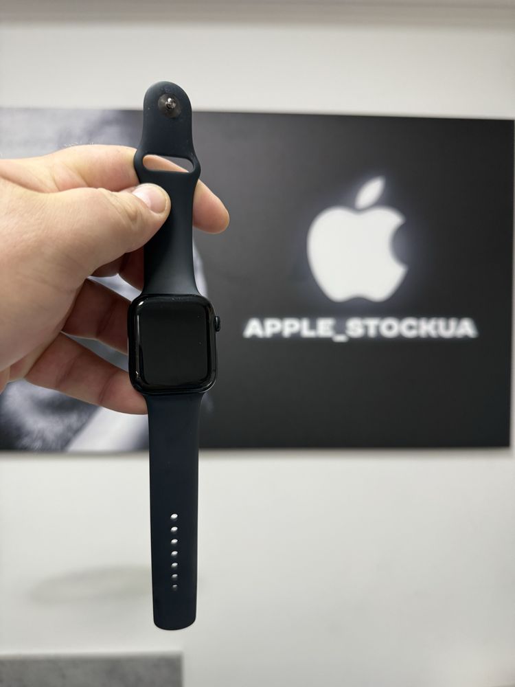 Продам Apple Watch SE 2 44 акб 94%
