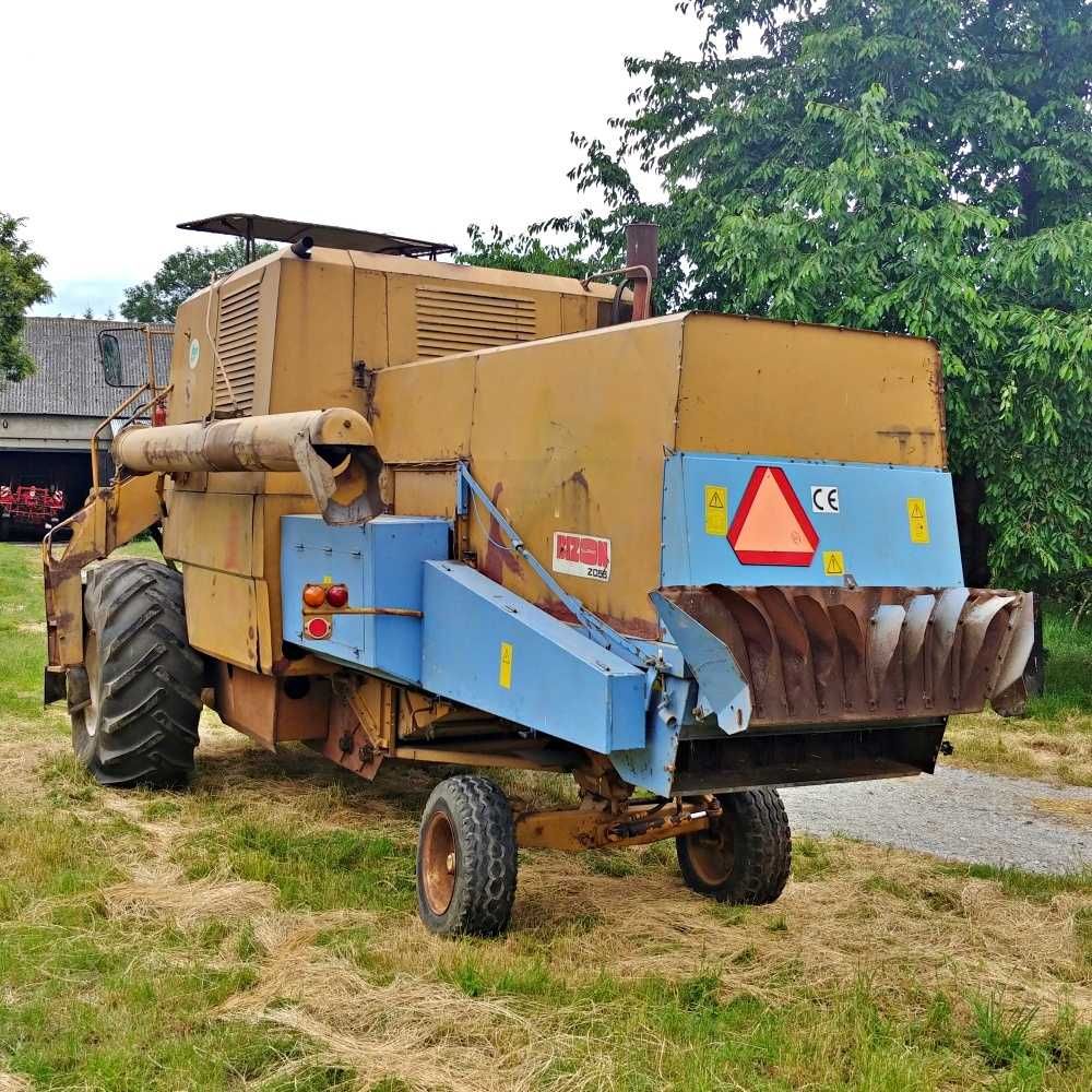 Kombajn zbożowy FMŻ 1985r. Bizon Z056 wózek heder stół do rzepaku ZO56