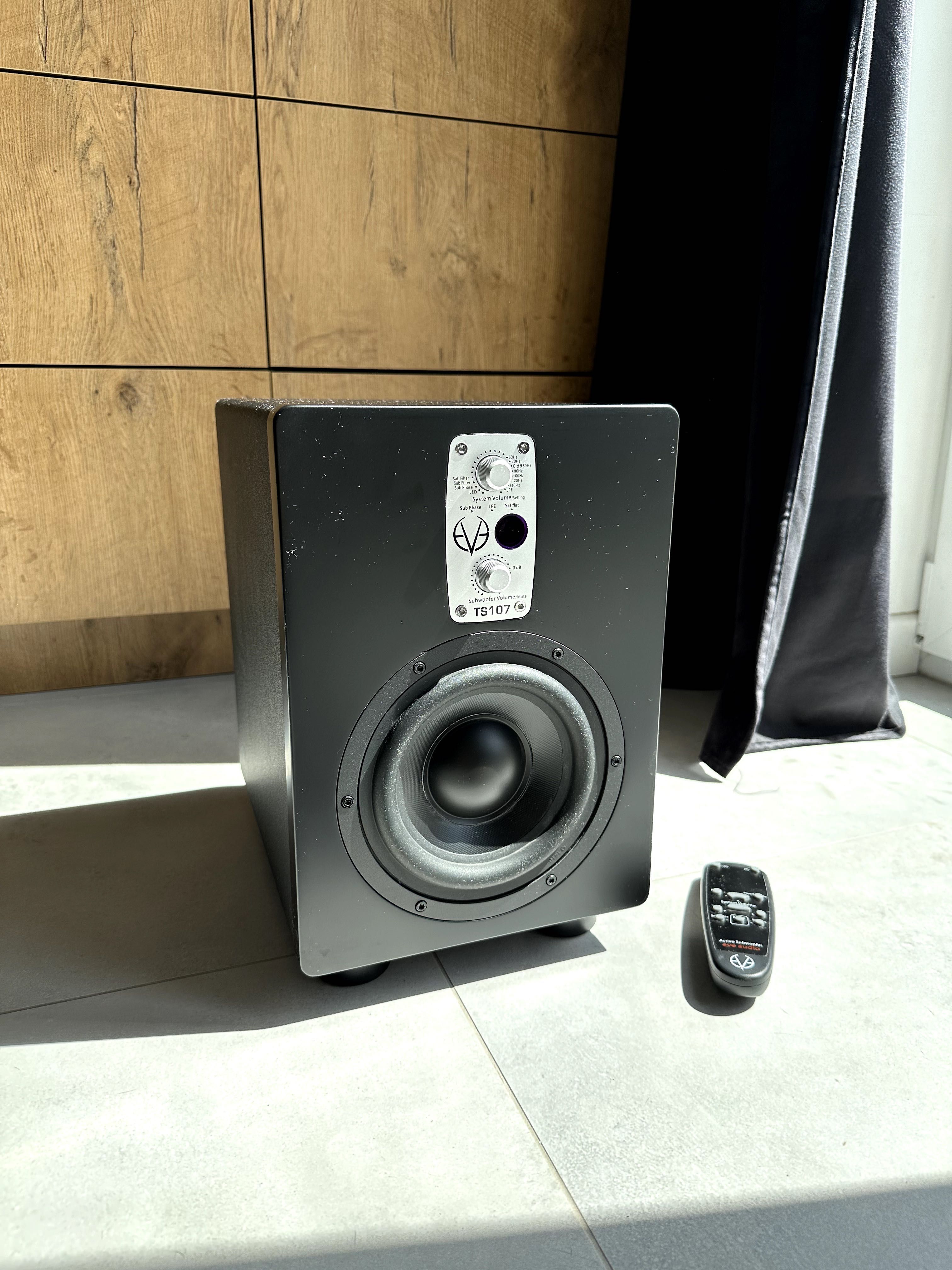 Subwoofer EVE AUDIO TS107 - stan idealny