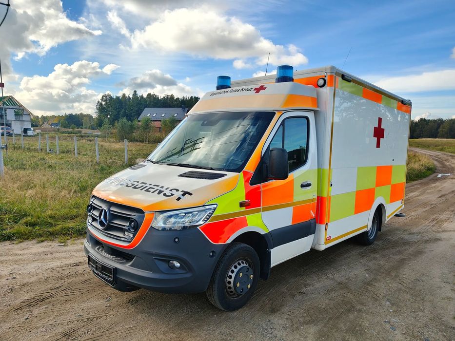 Mercedes-Benz SPRINTER  Sprinter 907 3,0 CDI Automat Karetka