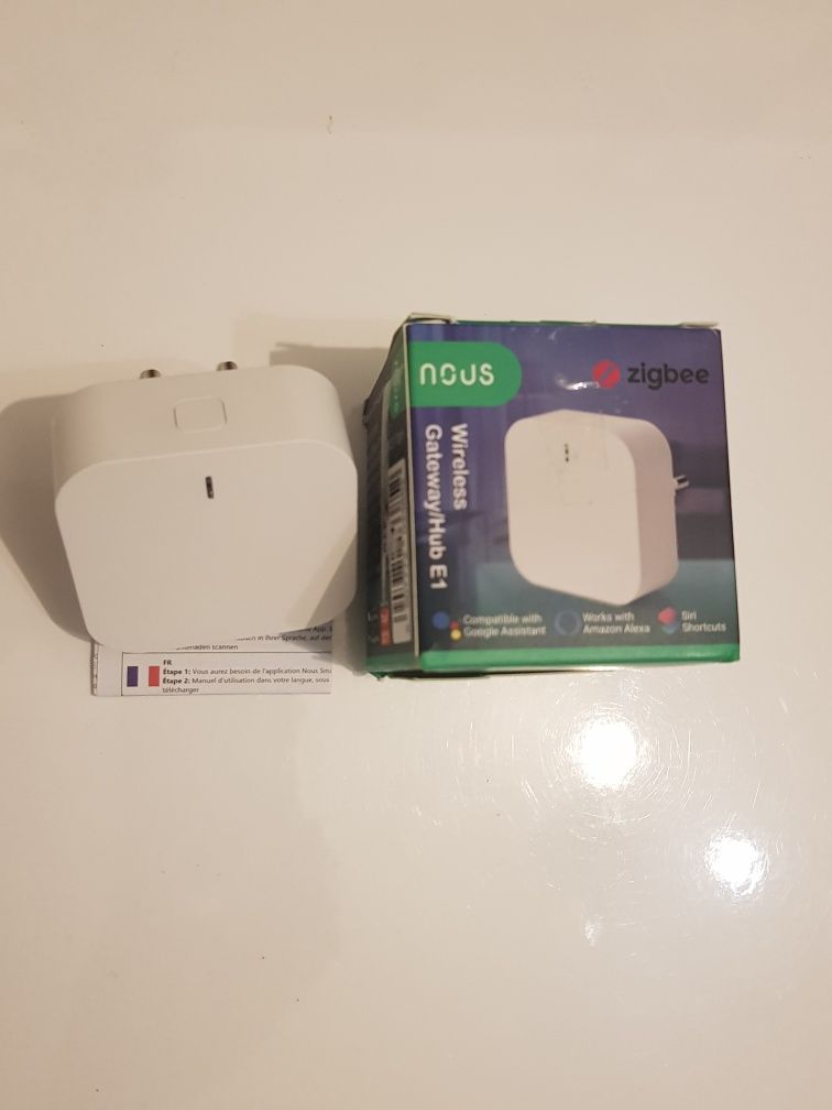 Centrala Bramka Brama ZigBee 3.0 + Bluetooth WiFi Tuya NOUS E1