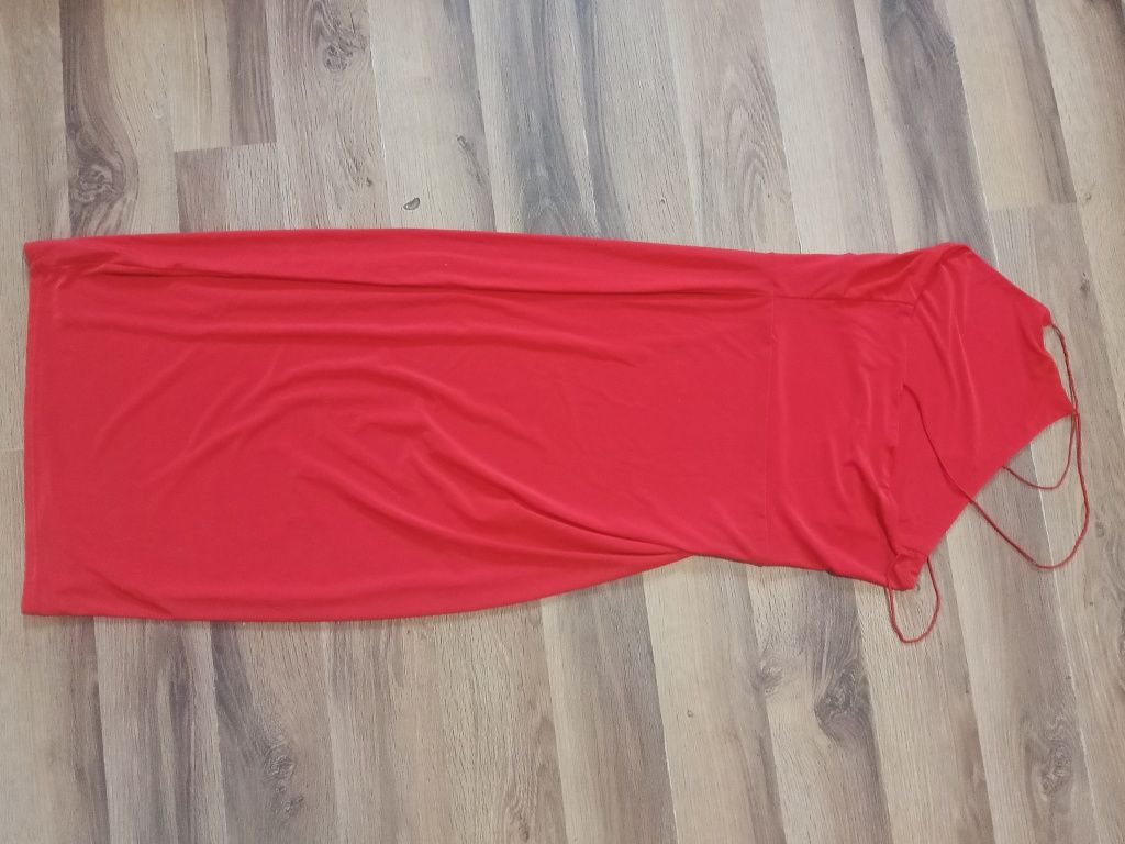Śliczna sukienka r.36