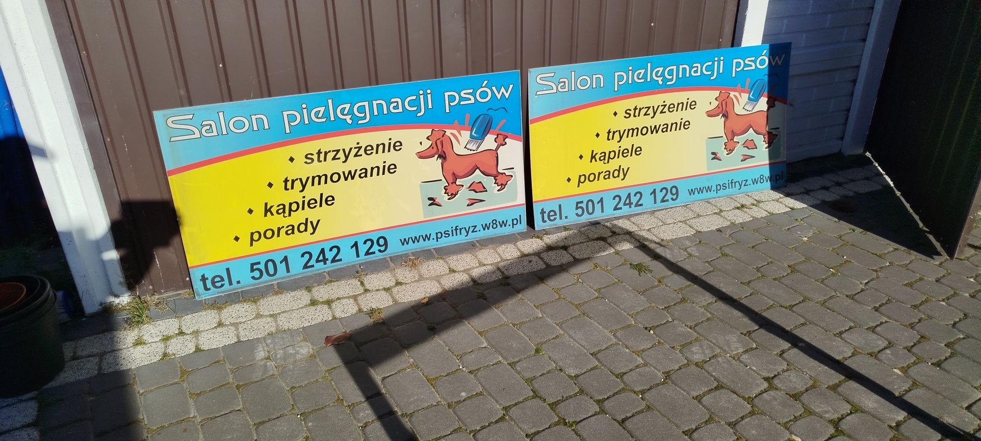 Reklama świetlna wykonana z aluminium