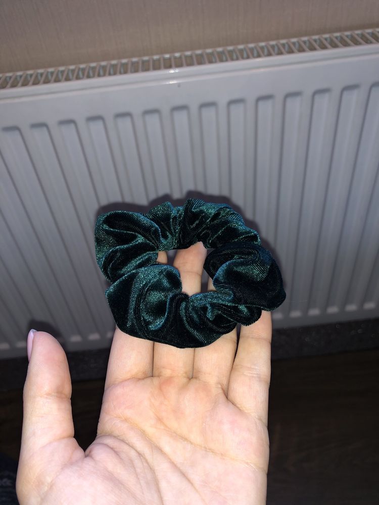 Три резинки для волосся скранчі scrunchie