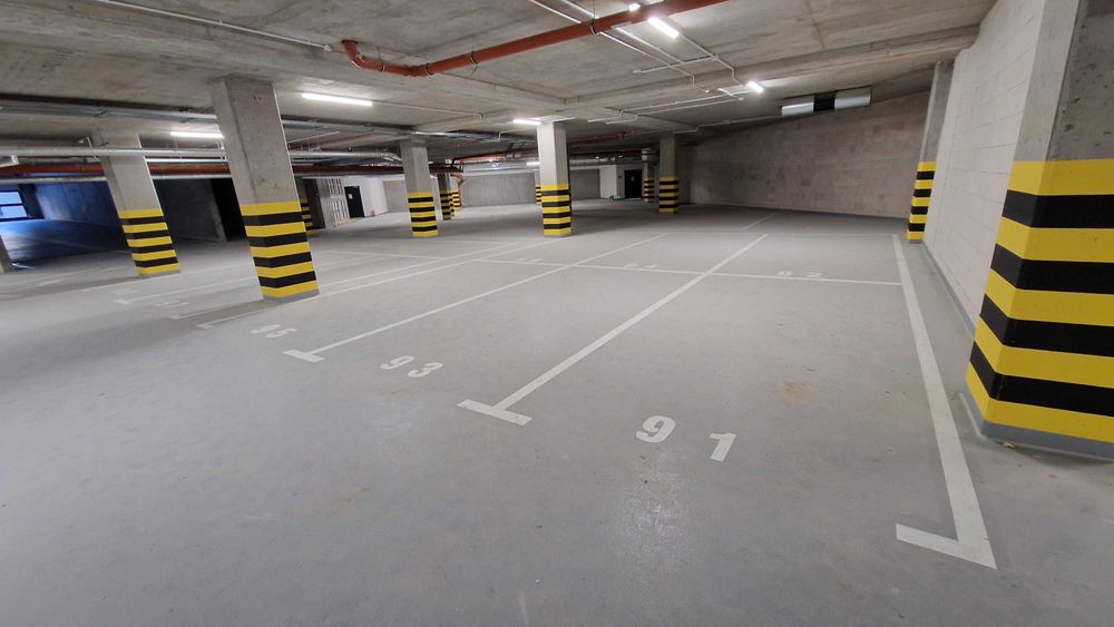 Ostatnie Miejsce Postojowe Parking Podziemny Nova Mikołowska Katowice