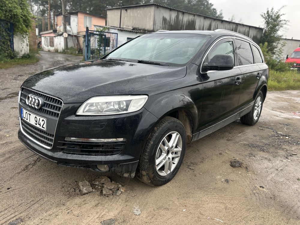 Audi q7 3.0tdi .