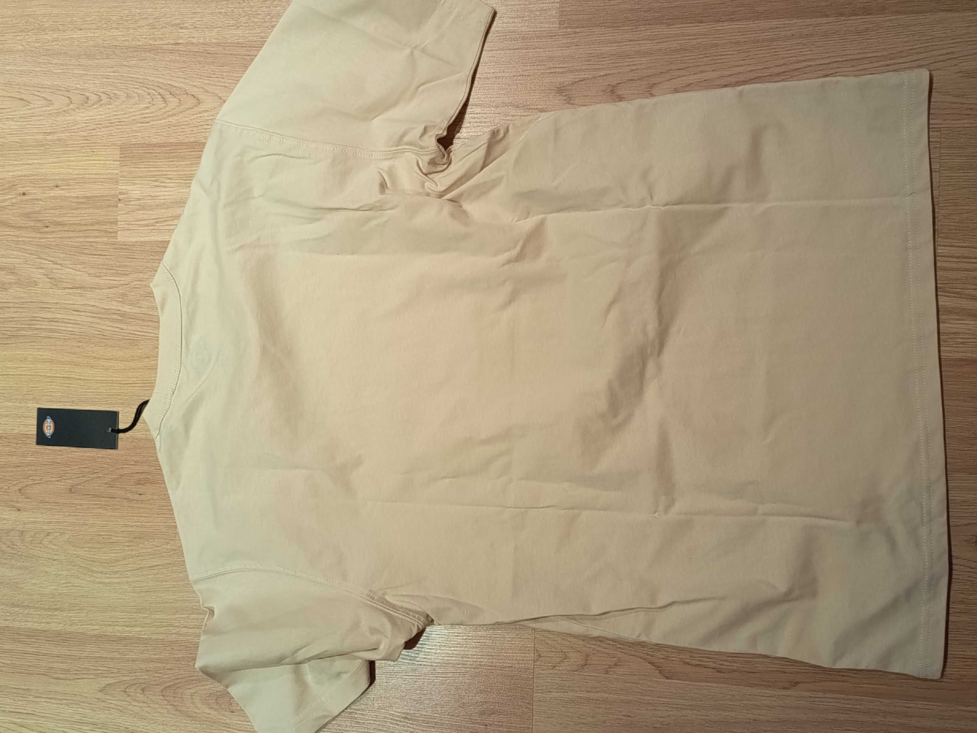 T-shirt Dickies nova