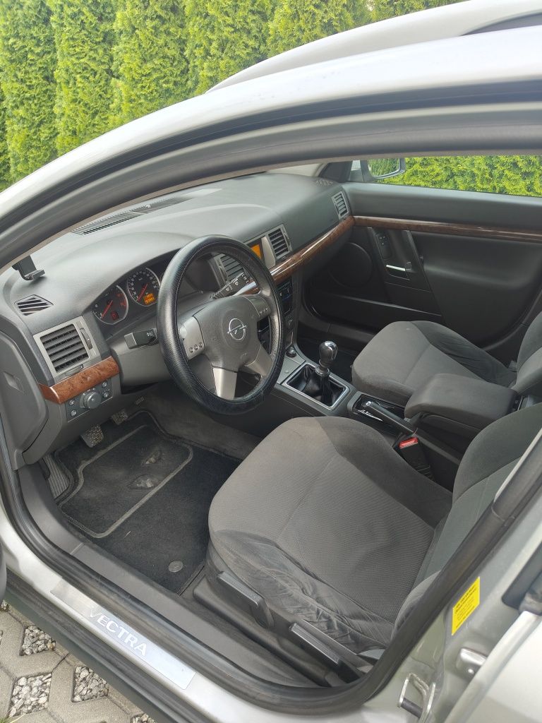 Opel Vectra C 1.9 CDTI 150KM | Garażowany