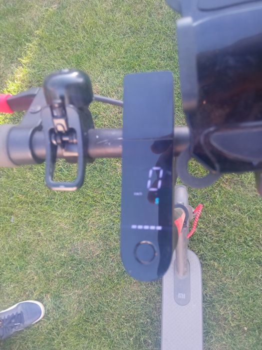 Hulajnoga elektryczna Xiaomi z podwójną baterią stan bdb
