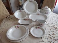 Serwis obiadowy na 12 osób, porcelana, Wałbrzych, lata 80/90. XX w.