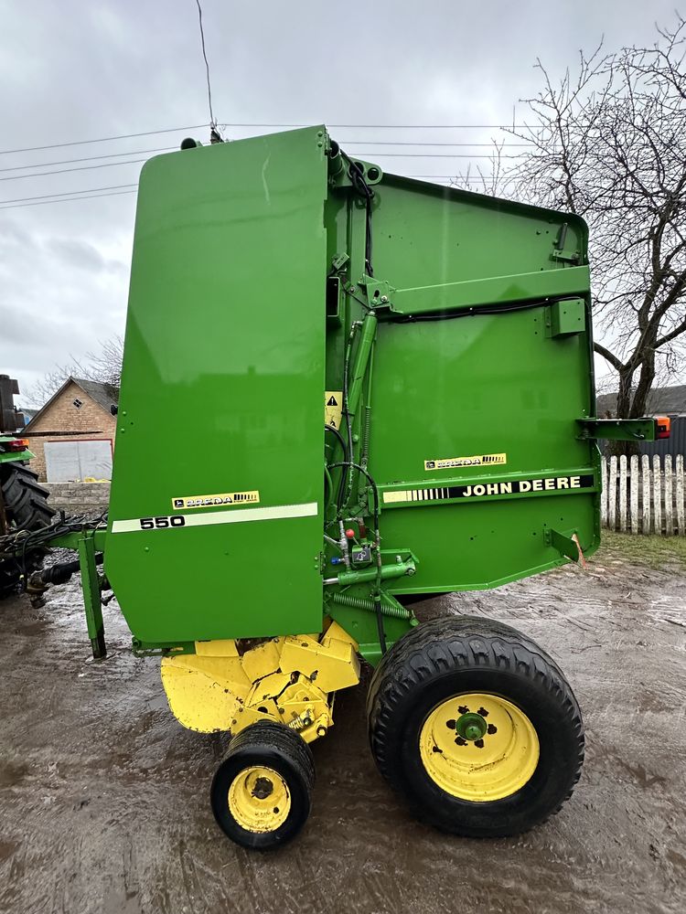 Пресс подборщик john deere 550