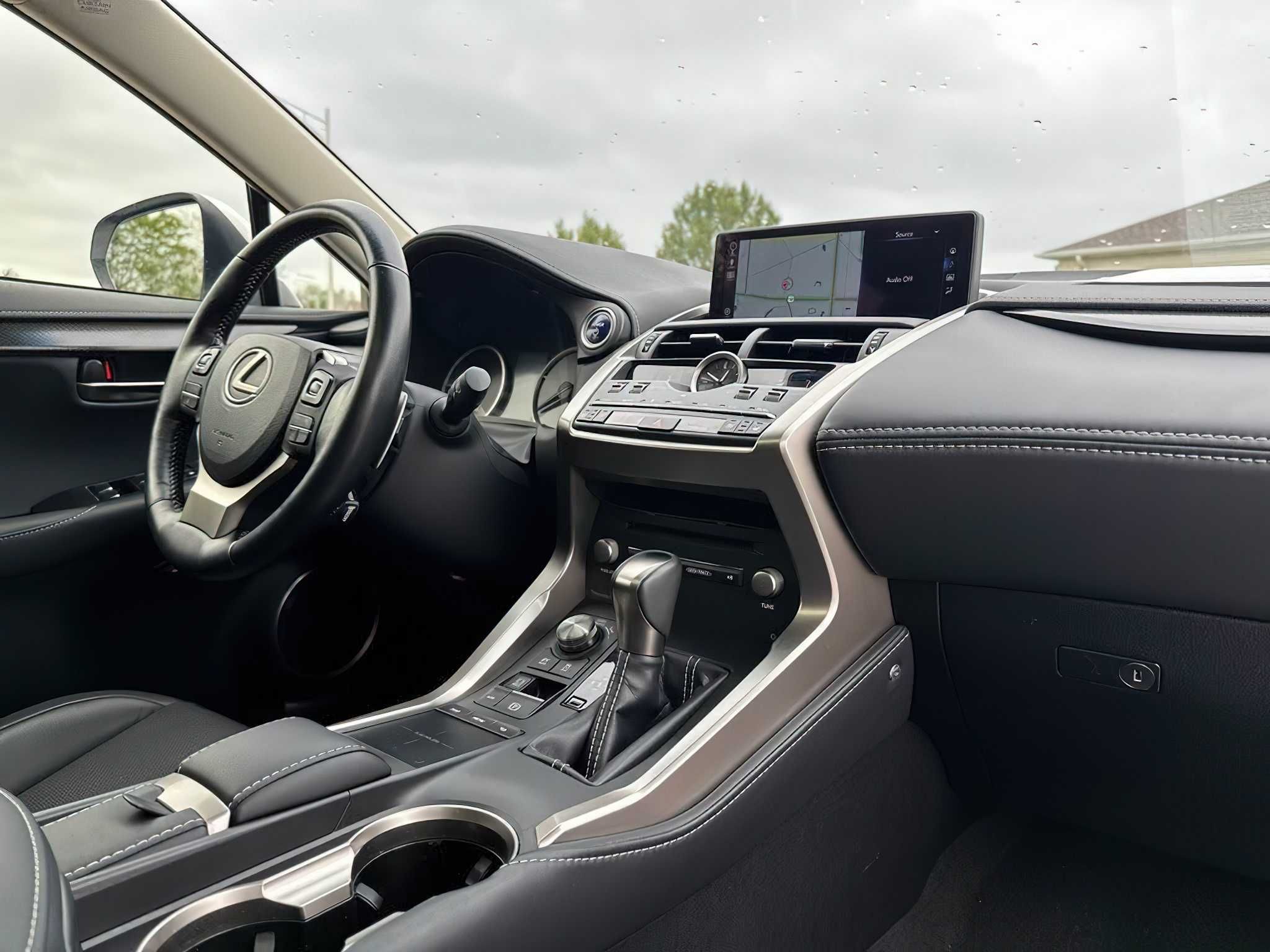 Lexus NX 300h 2019