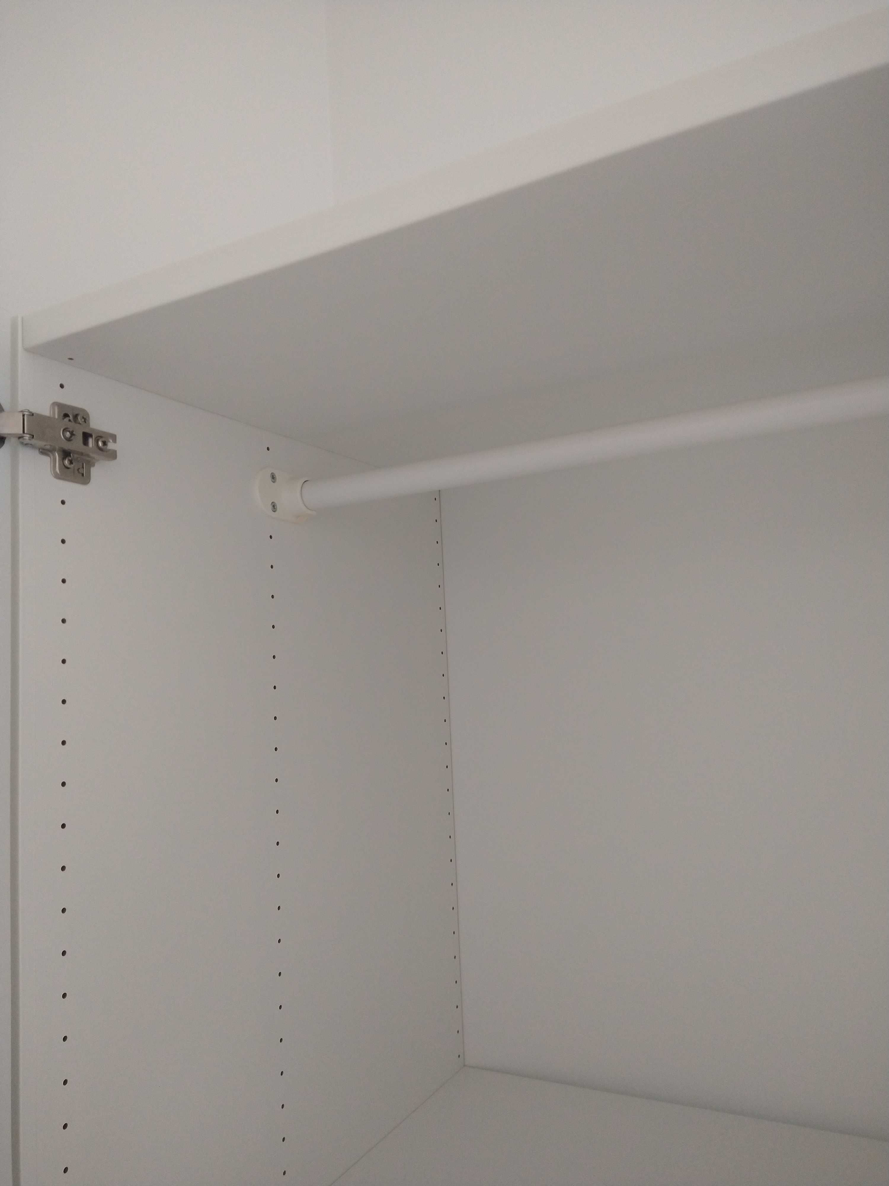 Armário IKEA Platsa versátil