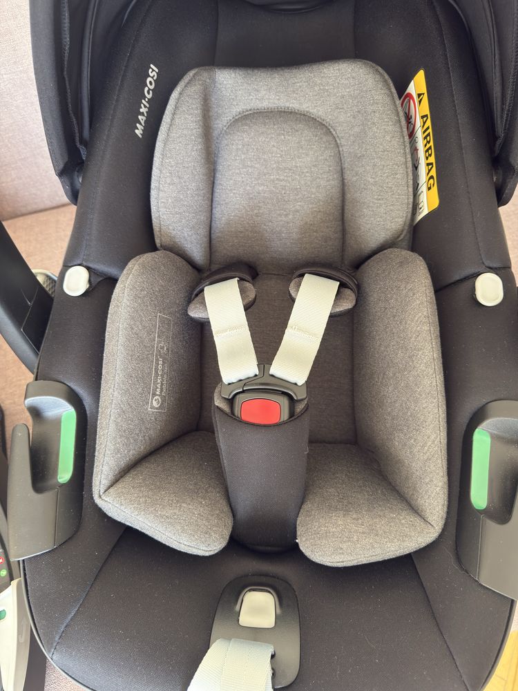 Maxi Cosi Pebble 360 + Baza family fix 360