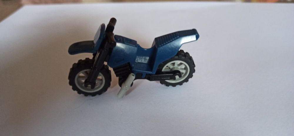 LEGO motor       ,